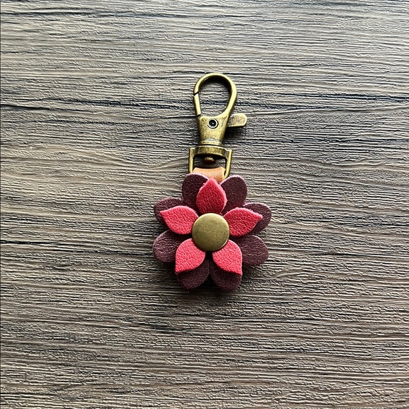 Portland Leather Goods Honey Crossbody Strap with Charm! - Picture 7 of 10